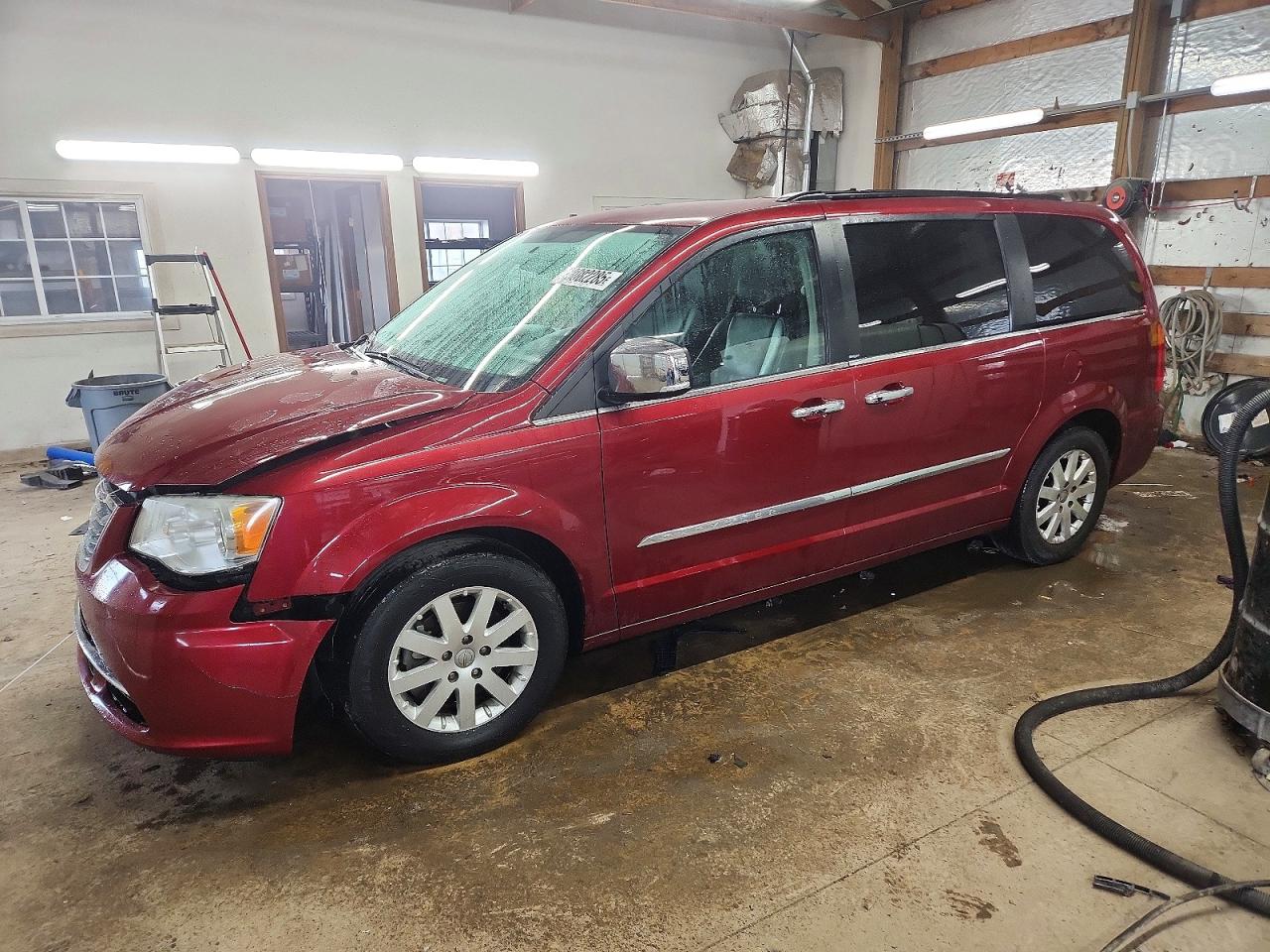 2012 CHRYSLER TOWN & COUNTRY