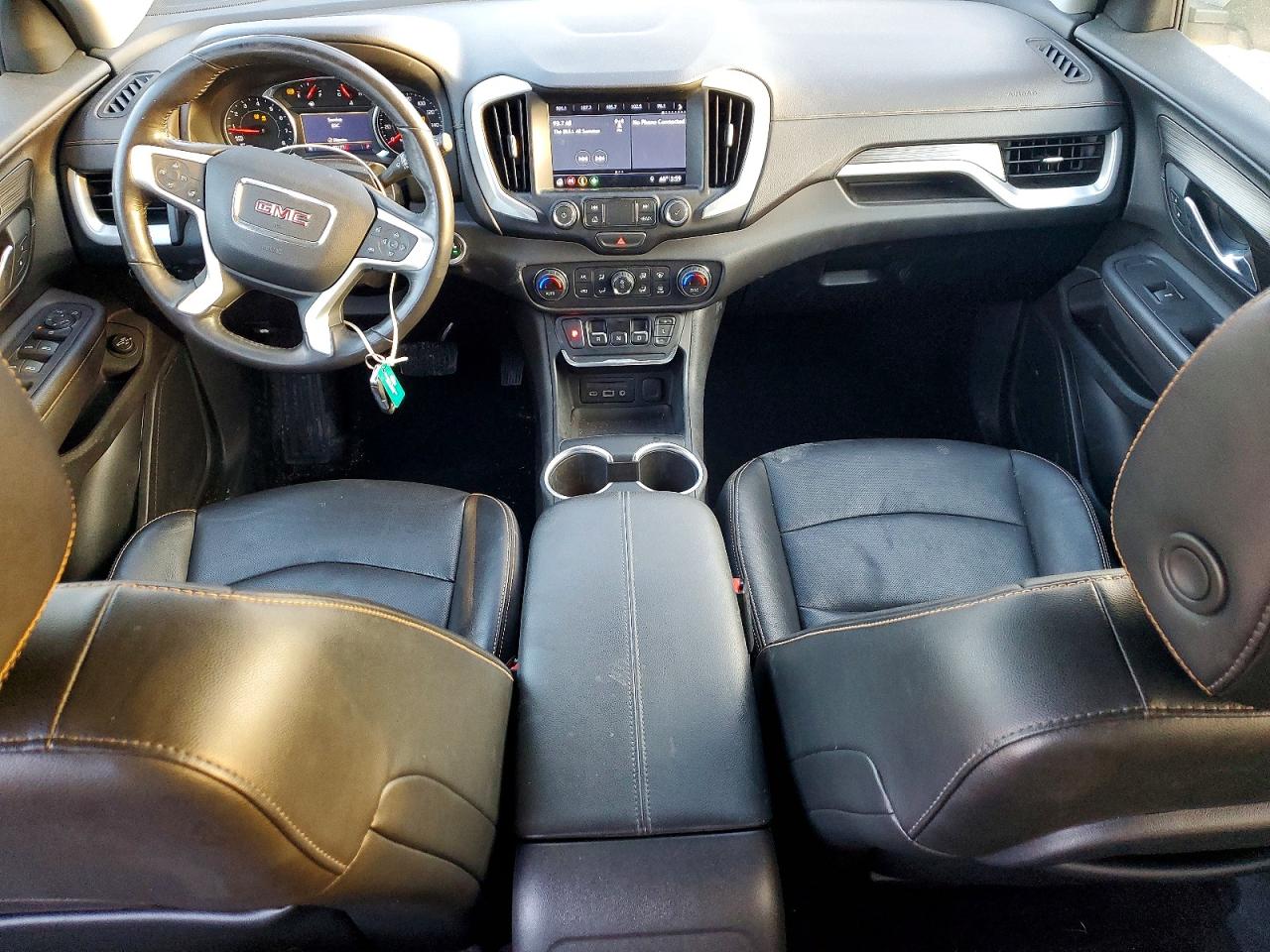 2019 GMC TERRAIN SLT photo 8