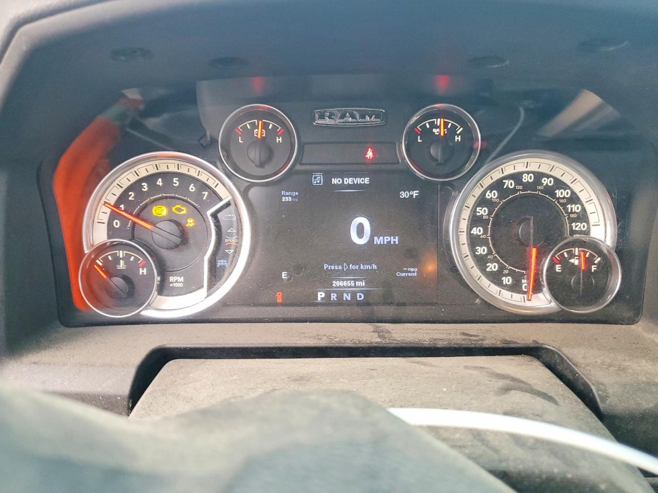 2014 RAM 1500 SLT photo 9