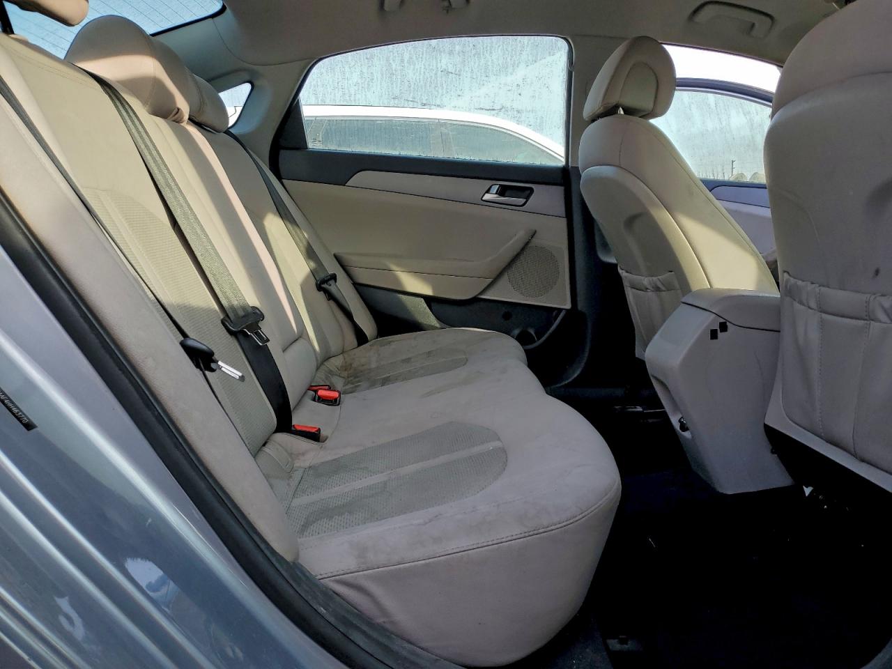 2017 HYUNDAI SONATA SE photo 10