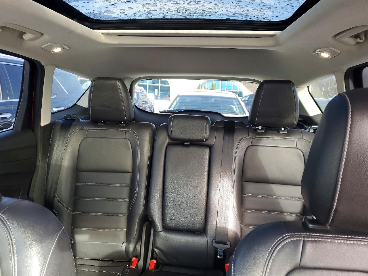 2018 FORD ESCAPE TITANIUM photo 10