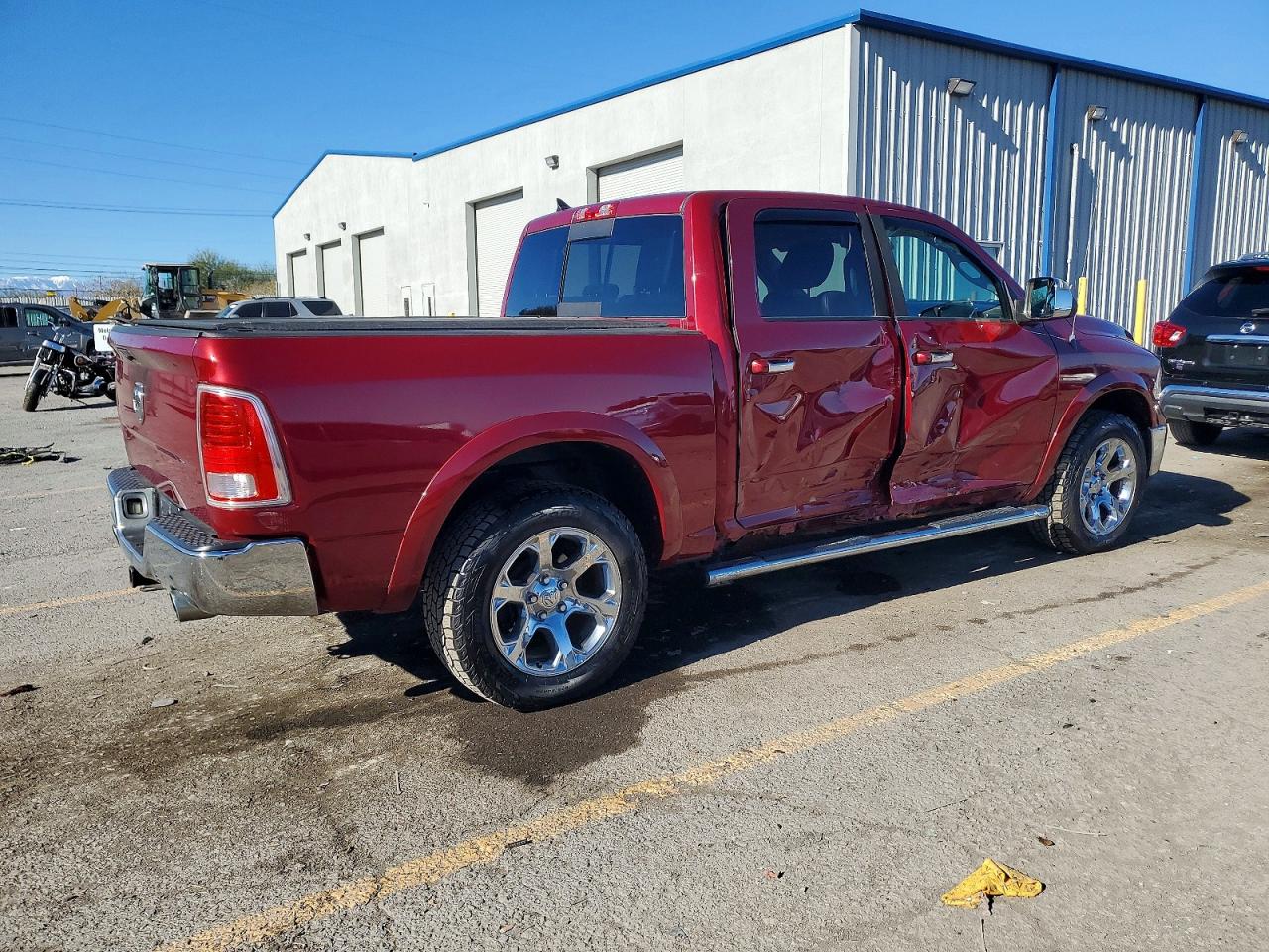 2014 RAM 1500 LARAMIE photo 3