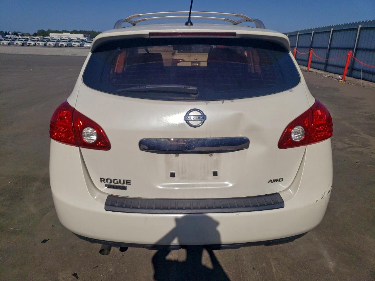 2015 NISSAN ROGUE SELECT S photo 6