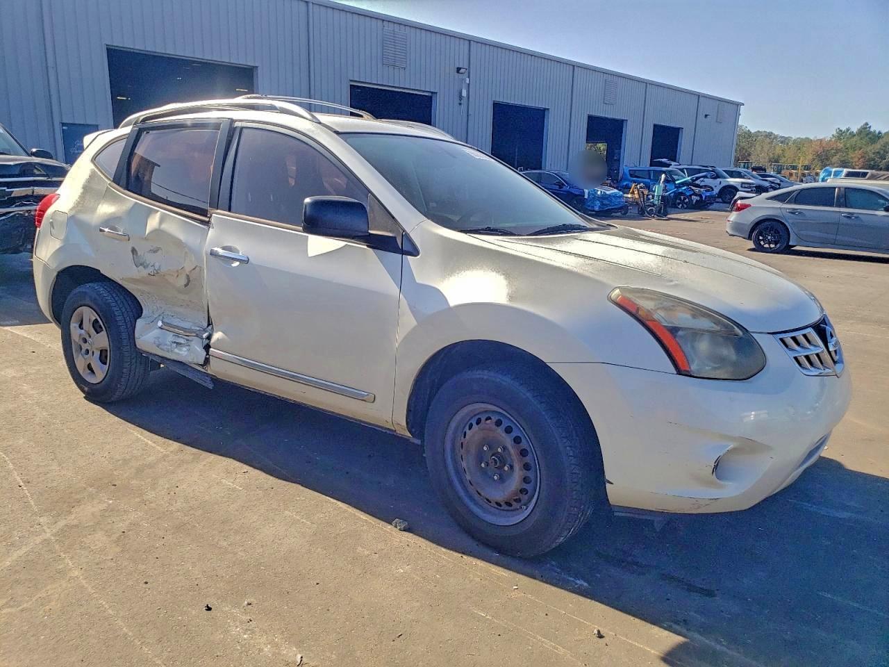 2015 NISSAN ROGUE SELECT S photo 4