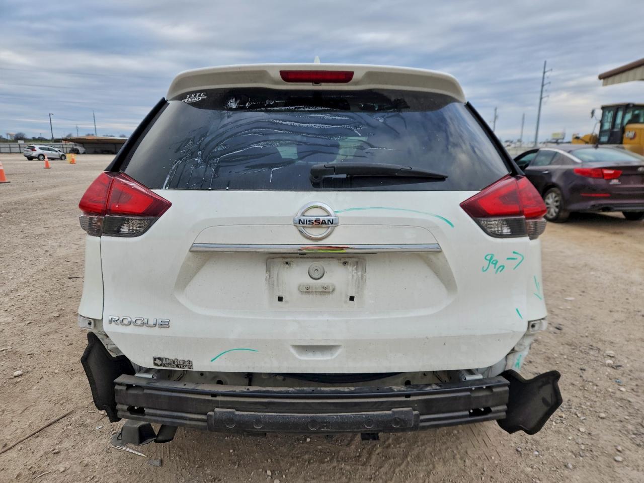 2017 NISSAN ROGUE S photo 6
