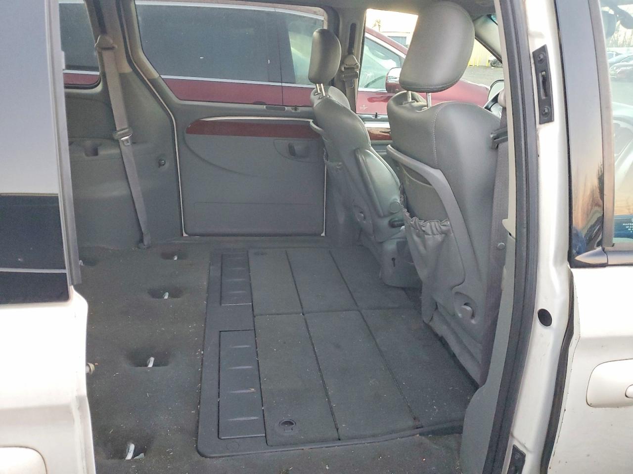 2006 CHRYSLER TOWN & COUNTRY LIMITED photo 11