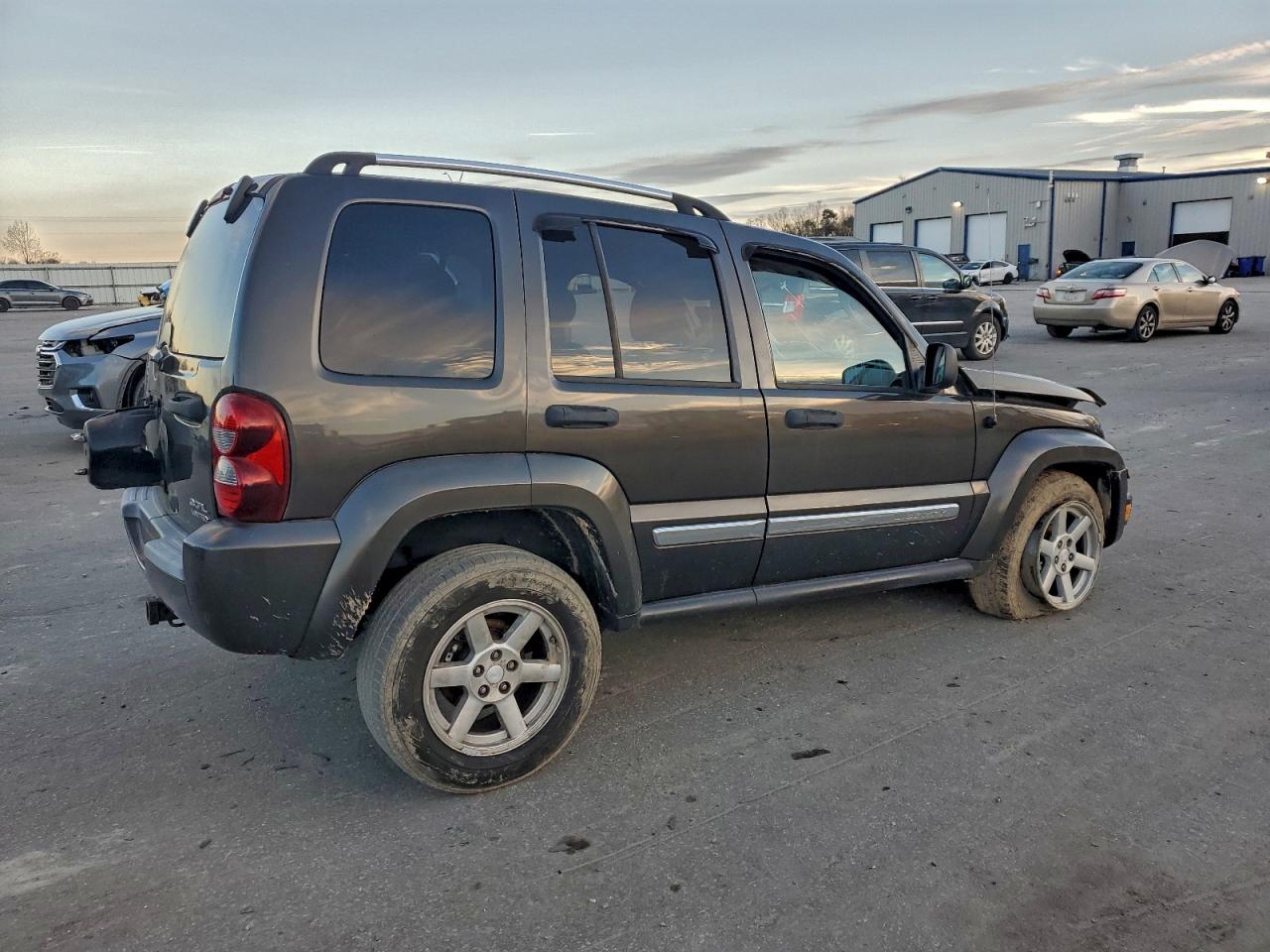 2005 JEEP LIBERTY LIMITED photo 9