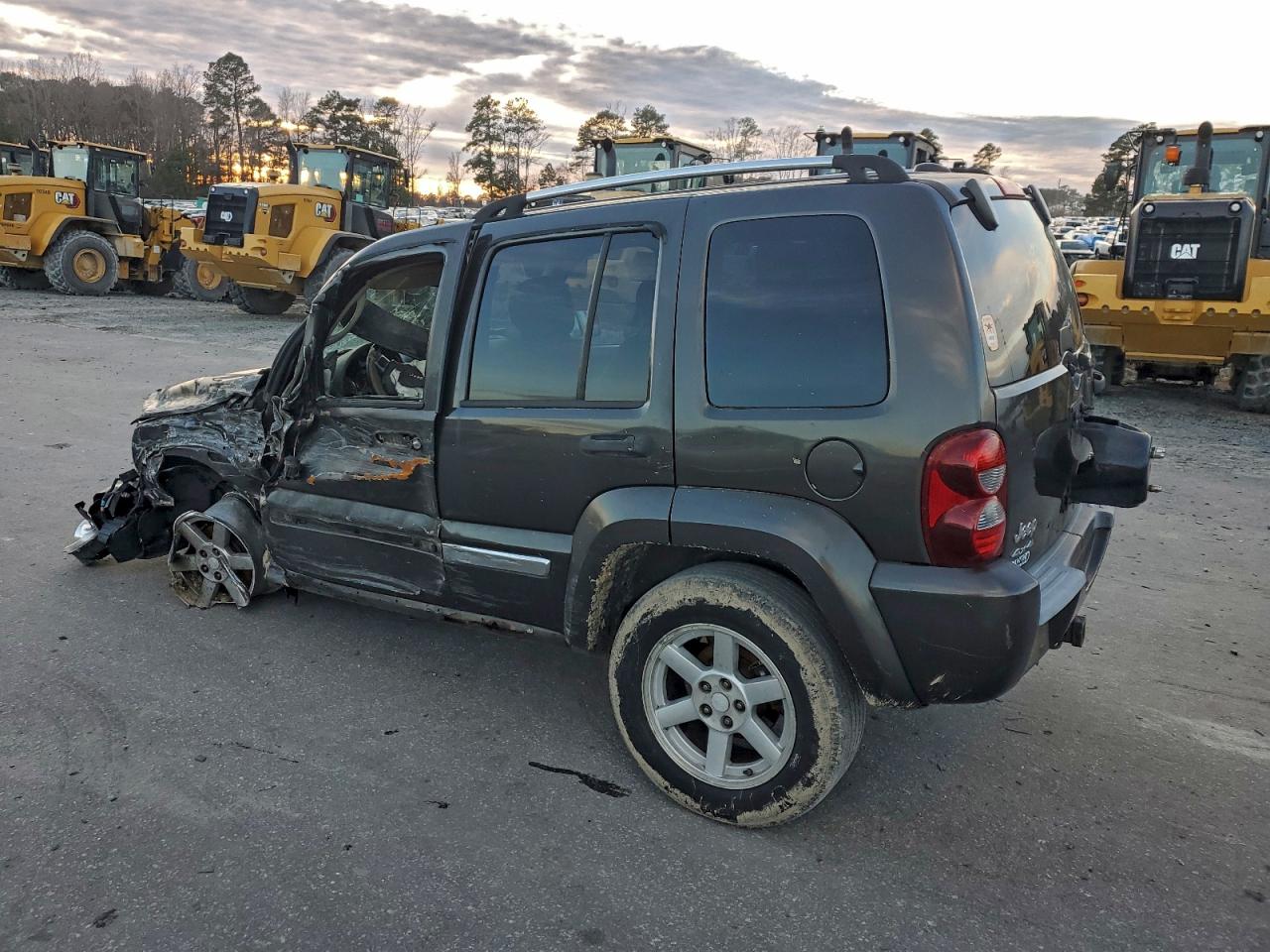 2005 JEEP LIBERTY LIMITED photo 5