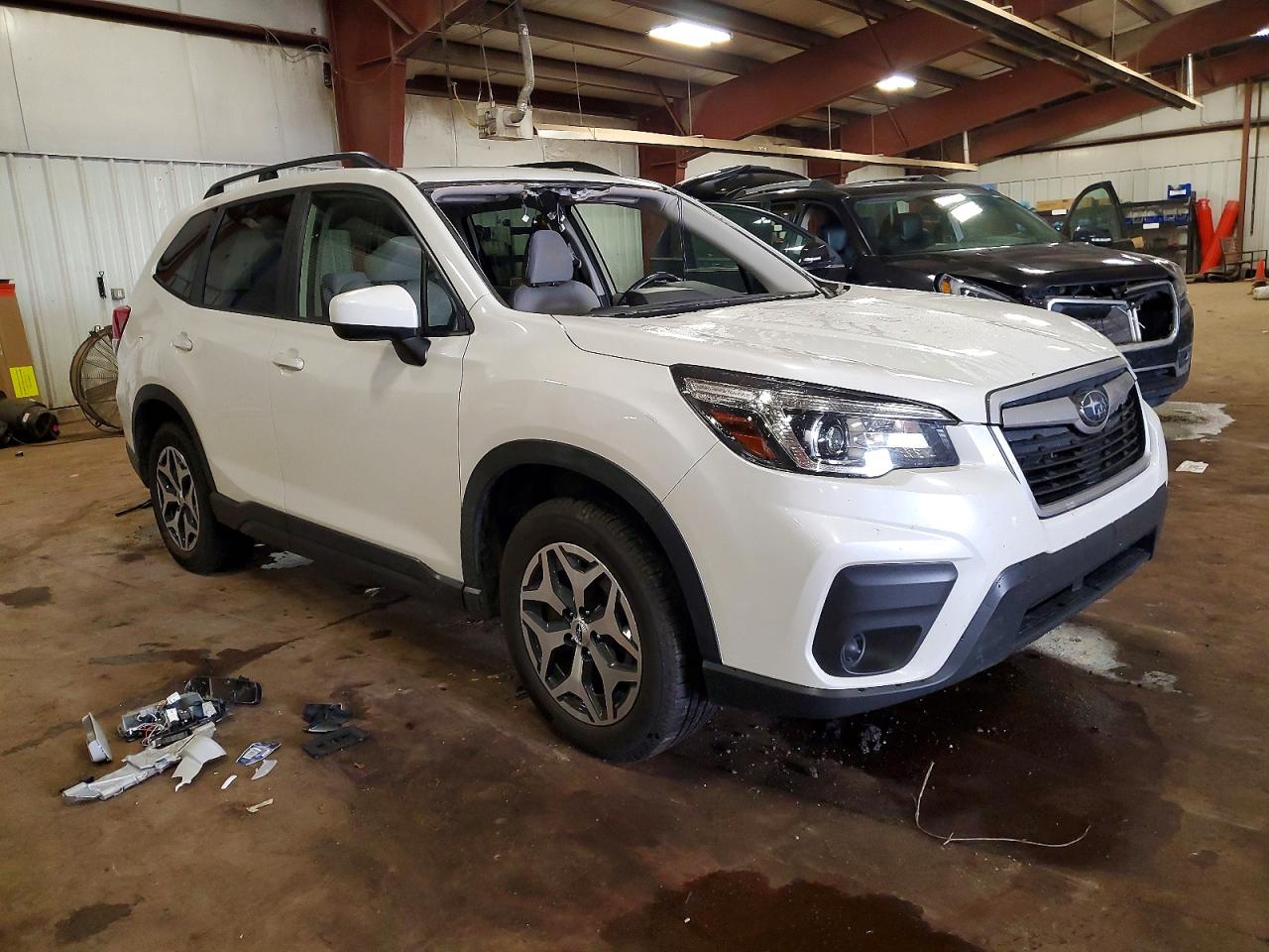 2020 SUBARU FORESTER PREMIUM photo 7