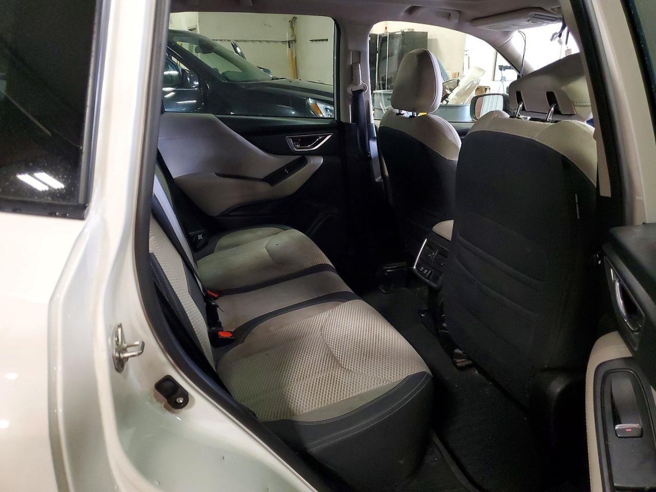 2020 SUBARU FORESTER PREMIUM photo 21