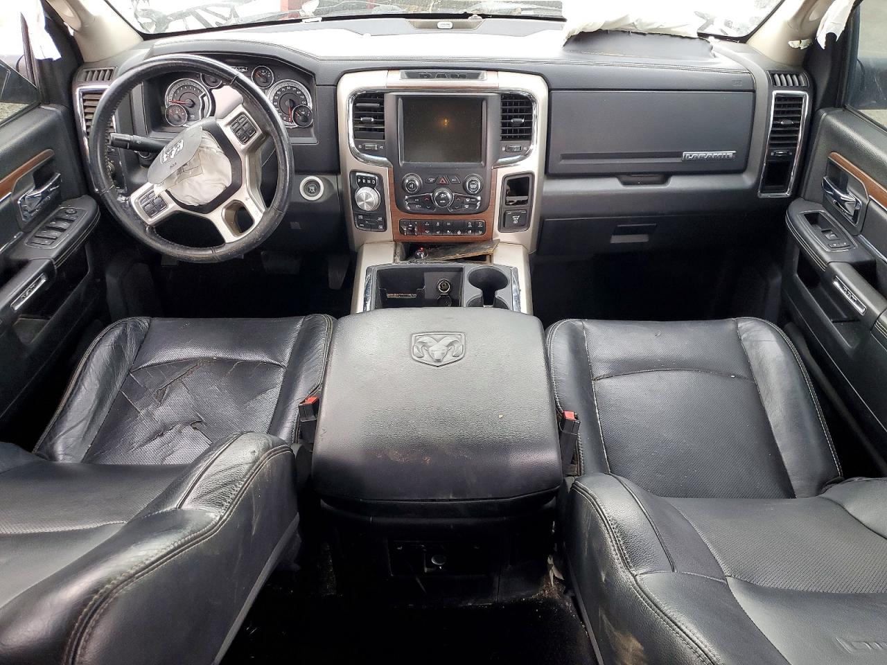 2014 RAM 1500 LARAMIE photo 22
