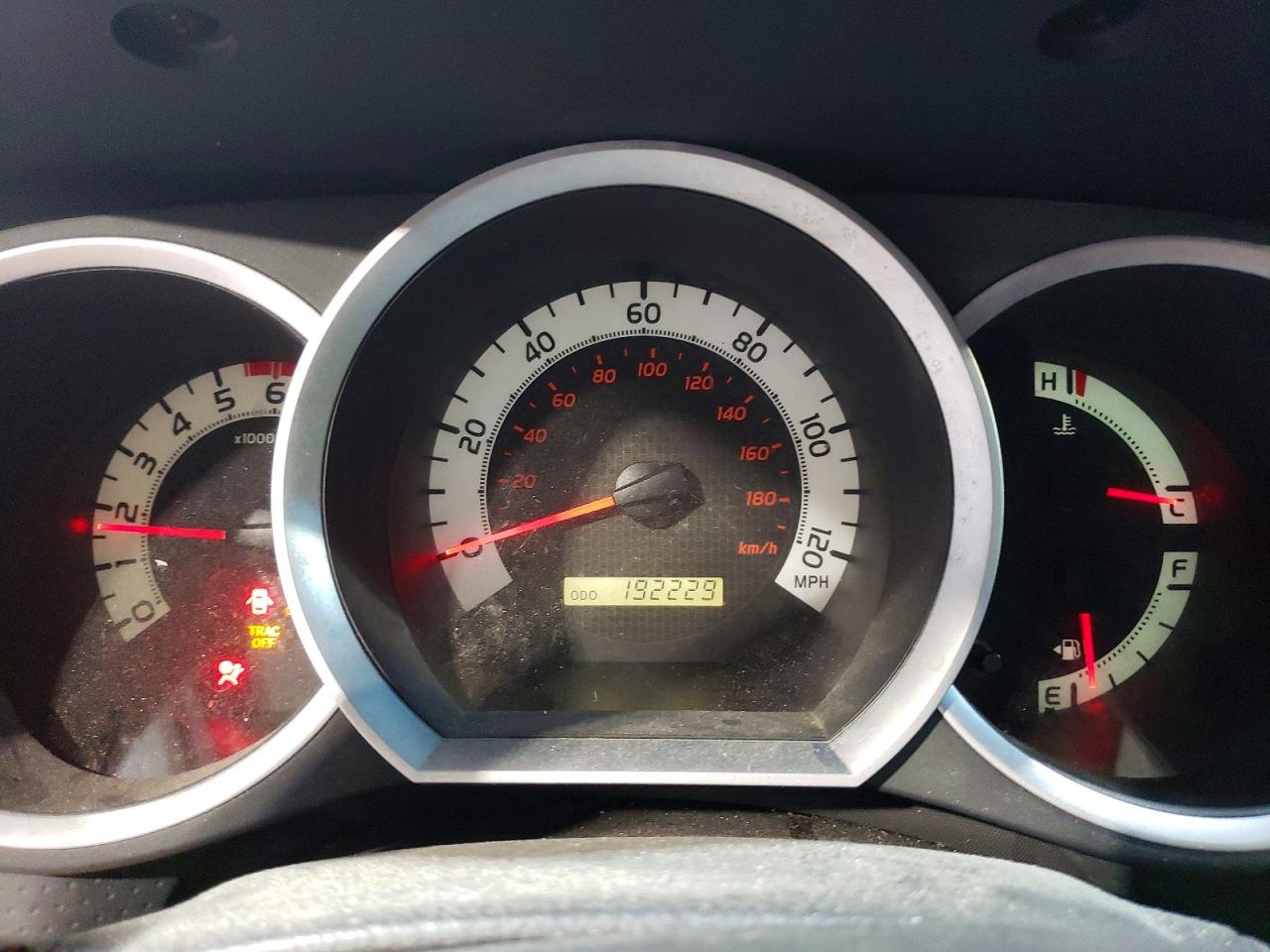 2012 TOYOTA TACOMA photo 17