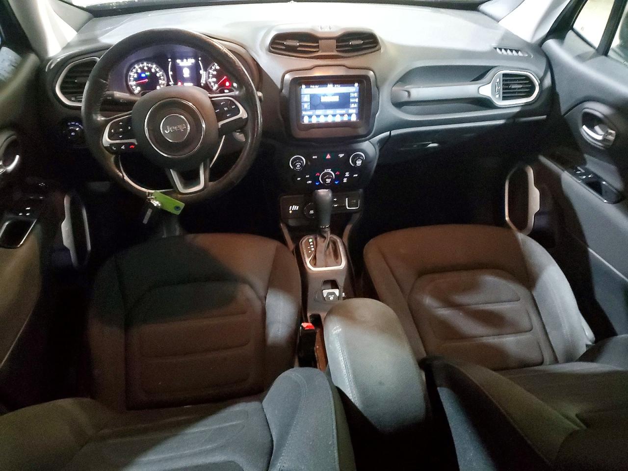 2019 JEEP RENEGADE LATITUDE photo 15
