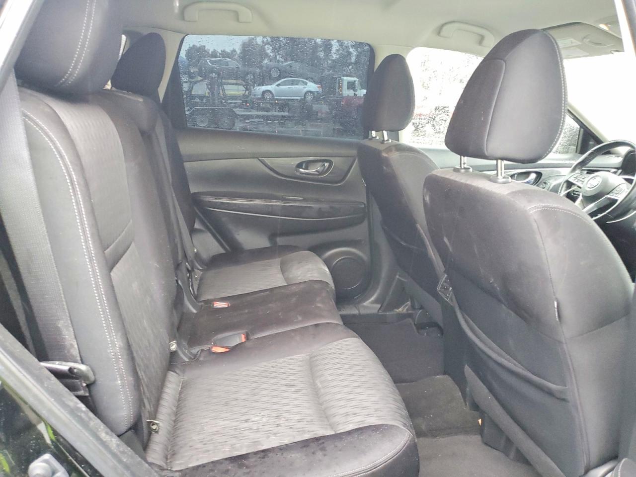 2018 NISSAN ROGUE S photo 11