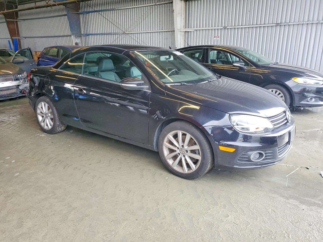 2014 VOLKSWAGEN EOS KOMFORT photo 4