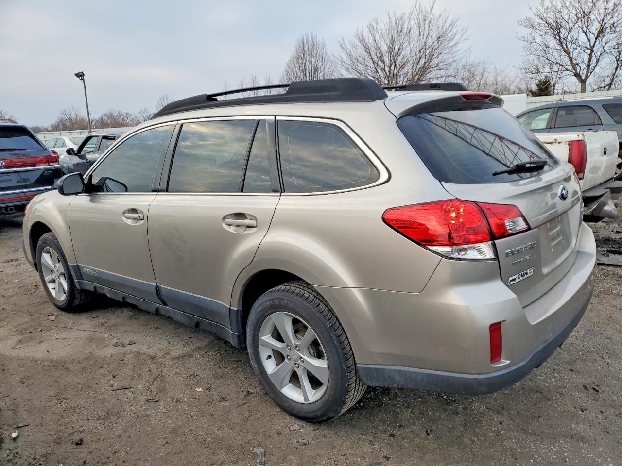 2014 SUBARU OUTBACK 2.5I photo 2