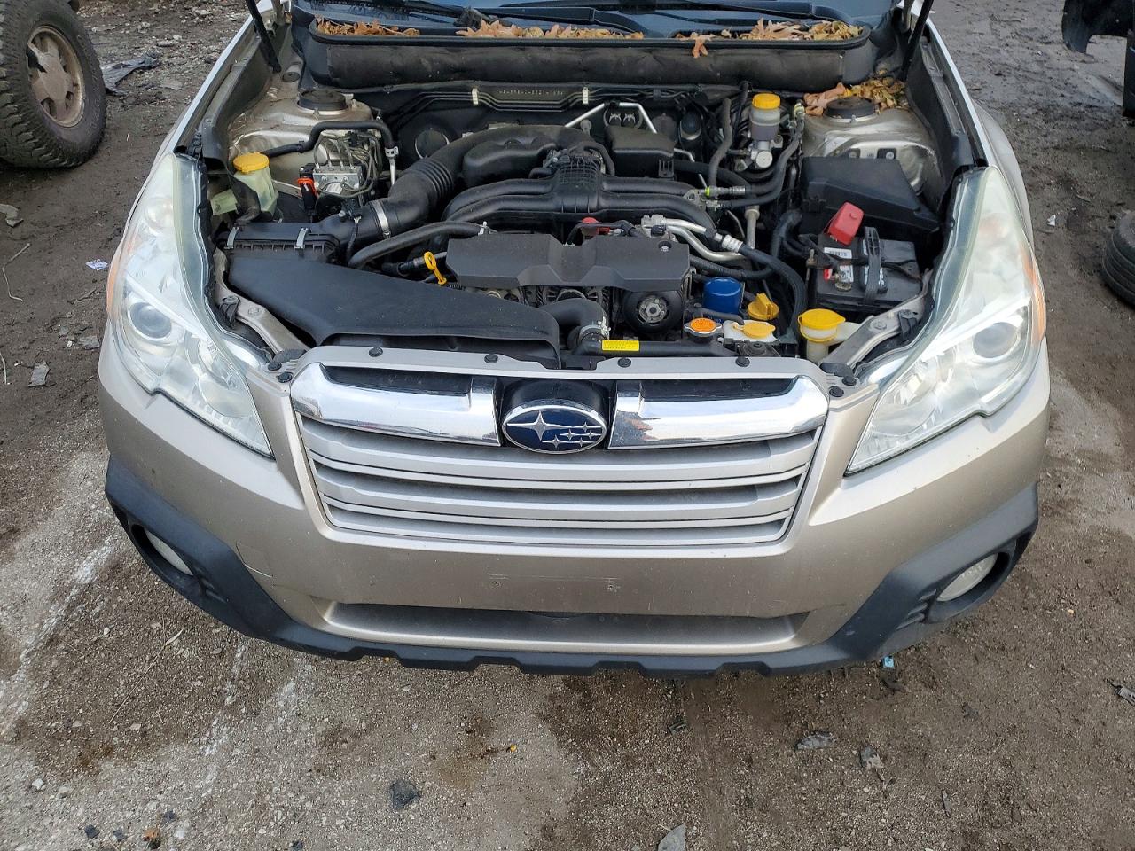 2014 SUBARU OUTBACK 2.5I photo 11