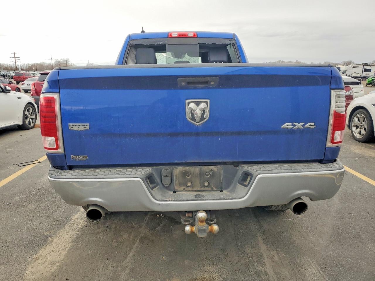 2016 RAM 1500 LARAMIE photo 6