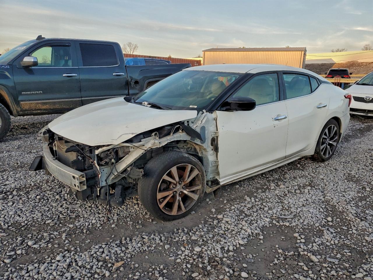 2017 NISSAN MAXIMA