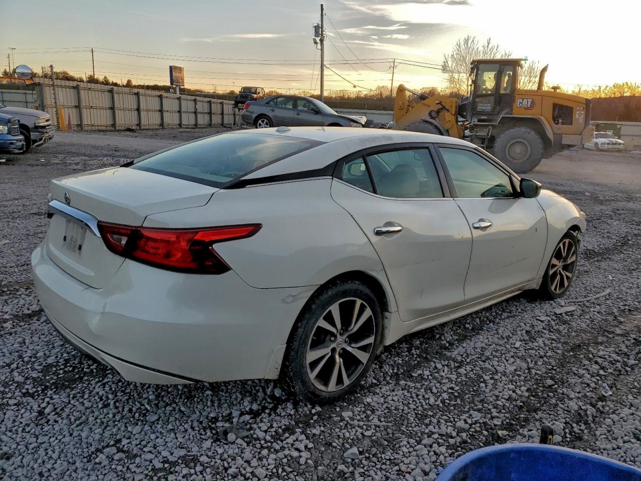 2017 NISSAN MAXIMA 3.5S photo 3