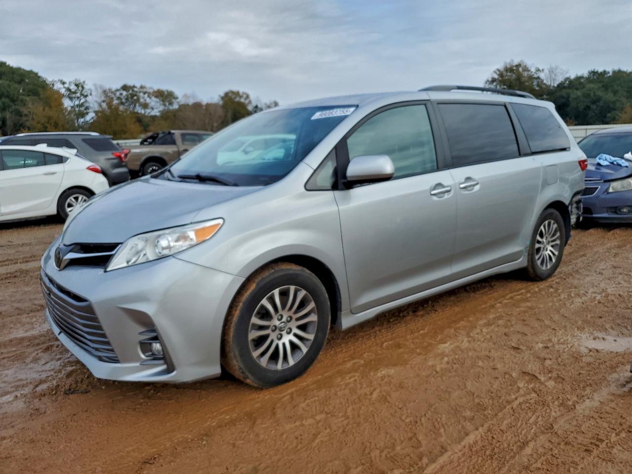 2020 TOYOTA SIENNA