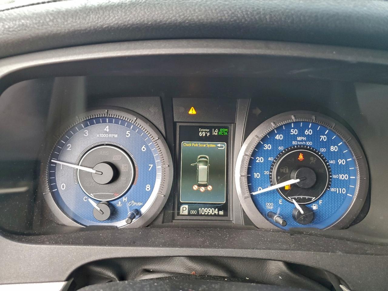 2020 TOYOTA SIENNA XLE photo 9