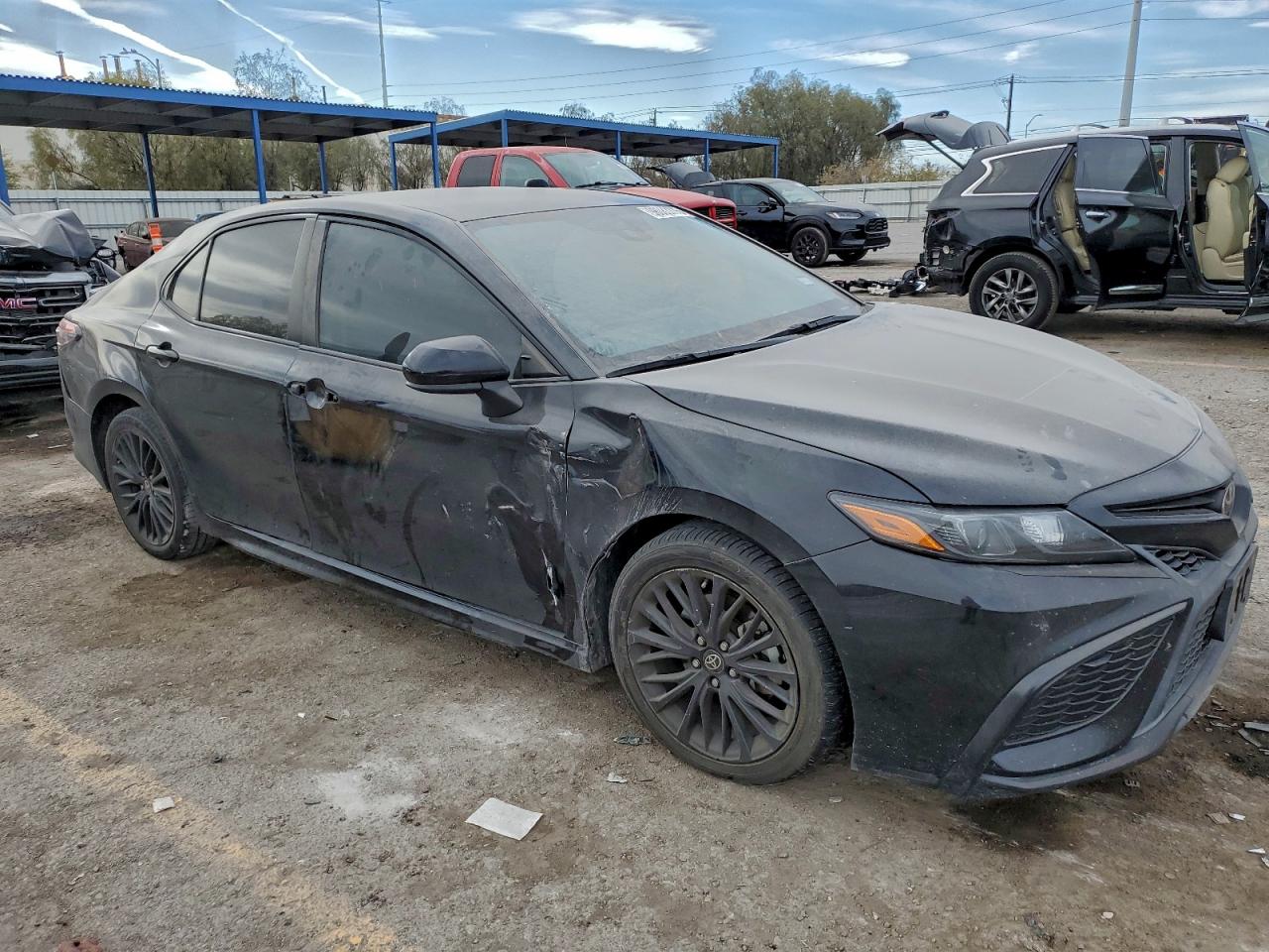 2021 TOYOTA CAMRY photo 4
