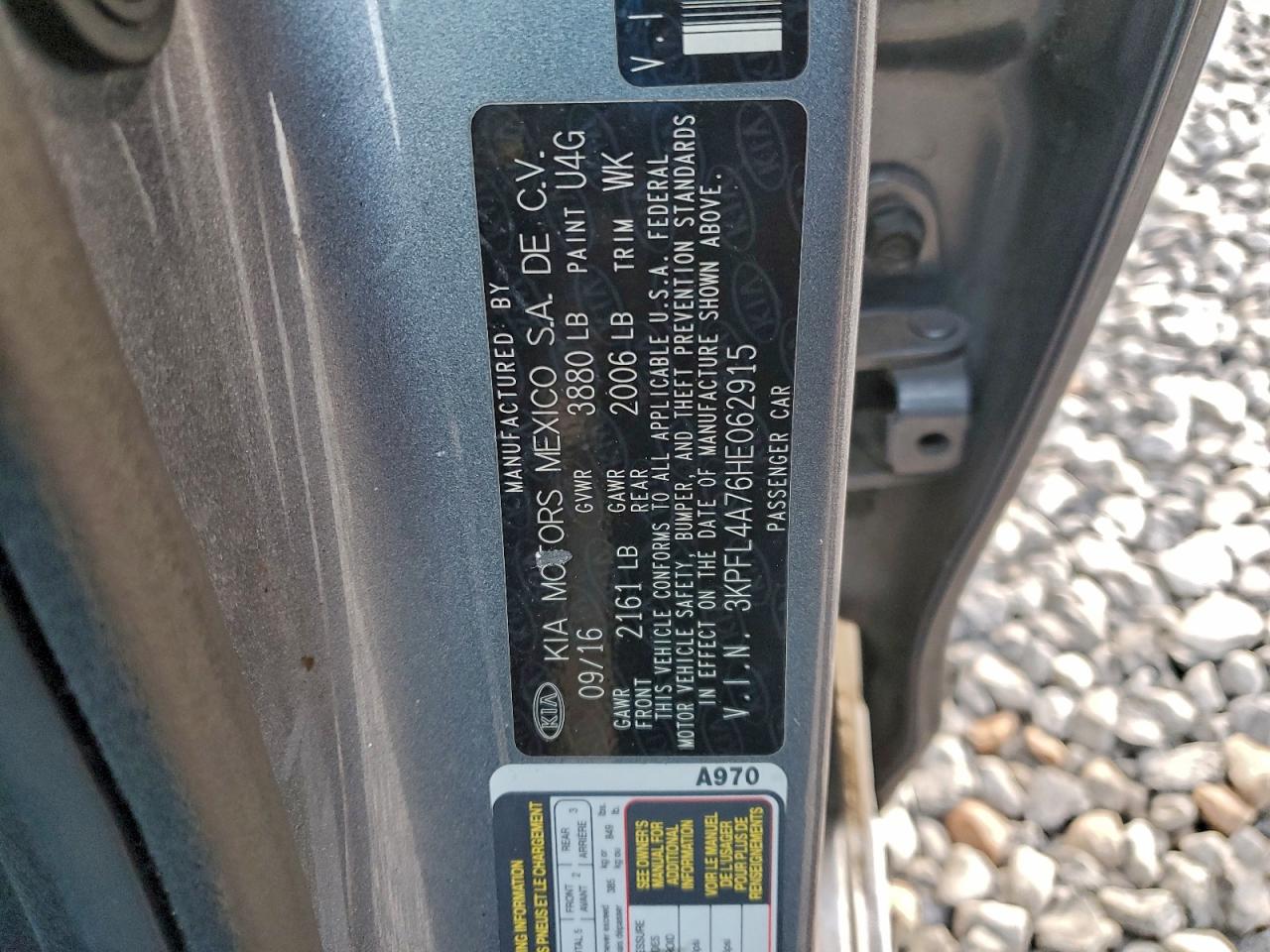 2017 KIA FORTE LX photo 12