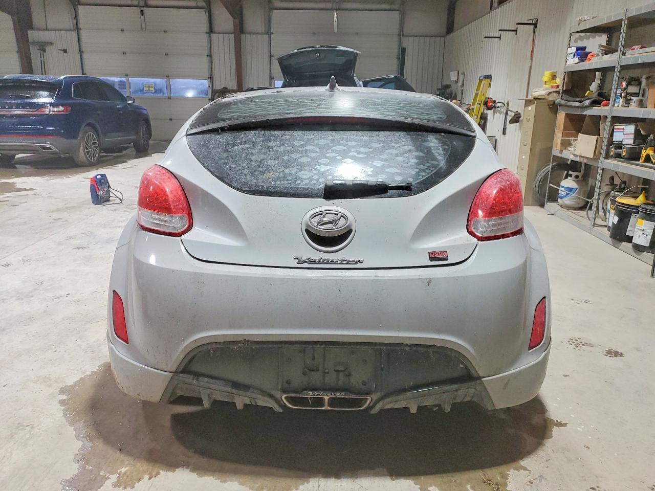 2013 HYUNDAI VELOSTER photo 6