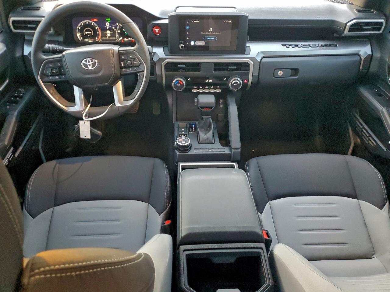 2025 TOYOTA TACOMA DOUBLE CAB photo 8