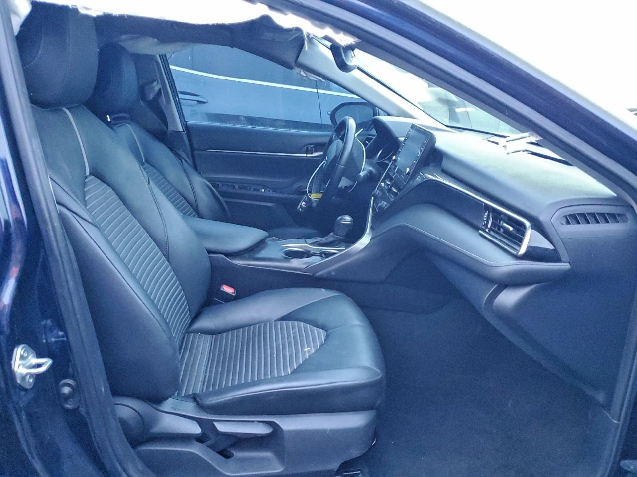 2021 TOYOTA CAMRY NIGHT SHADE photo 7