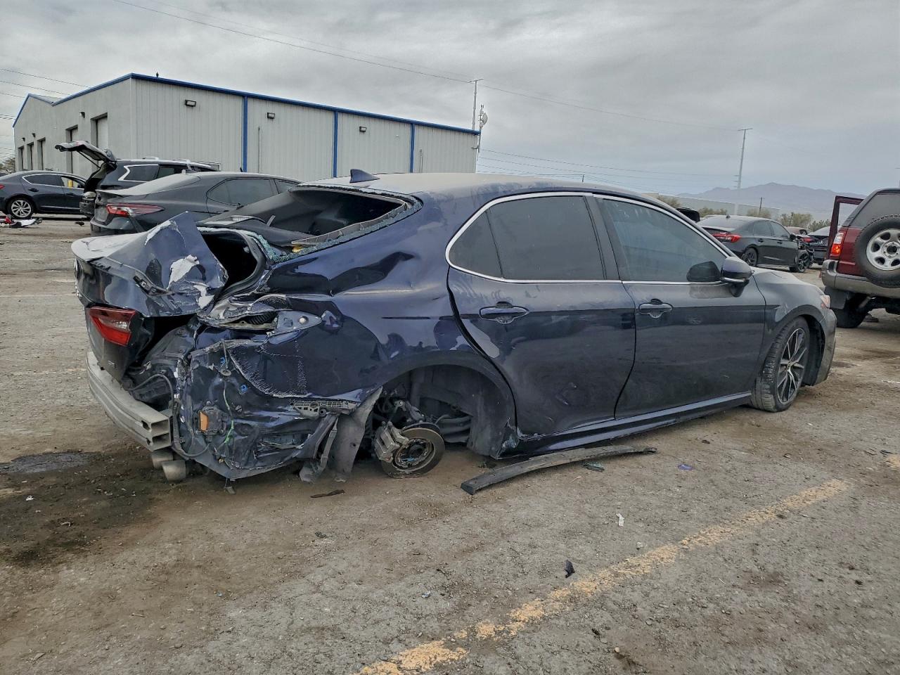 2021 TOYOTA CAMRY NIGHT SHADE photo 3