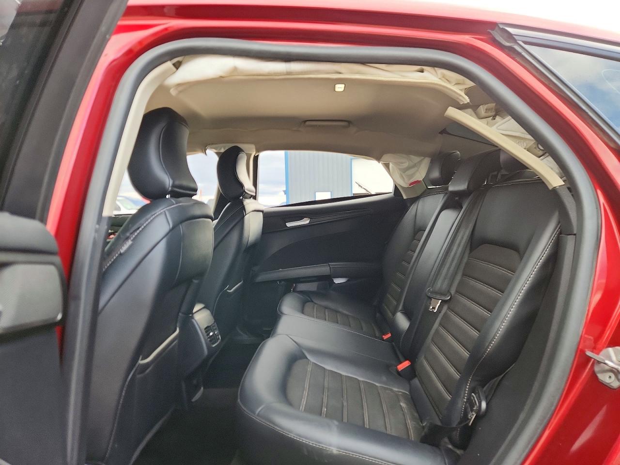 2018 FORD FUSION SE photo 10