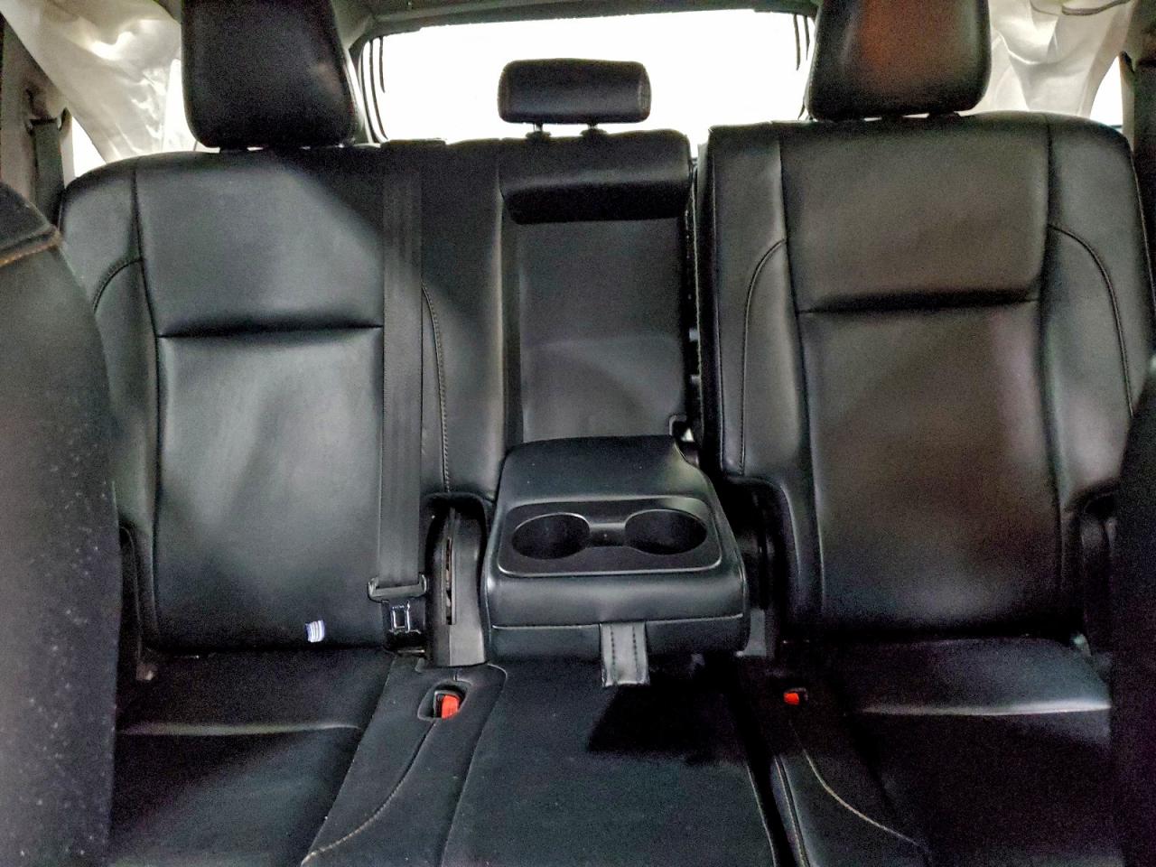 2018 TOYOTA HIGHLANDER SE photo 10