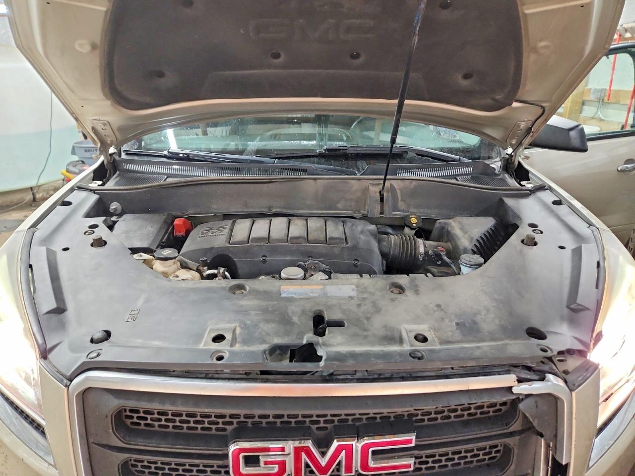 2015 GMC ACADIA SLE photo 34