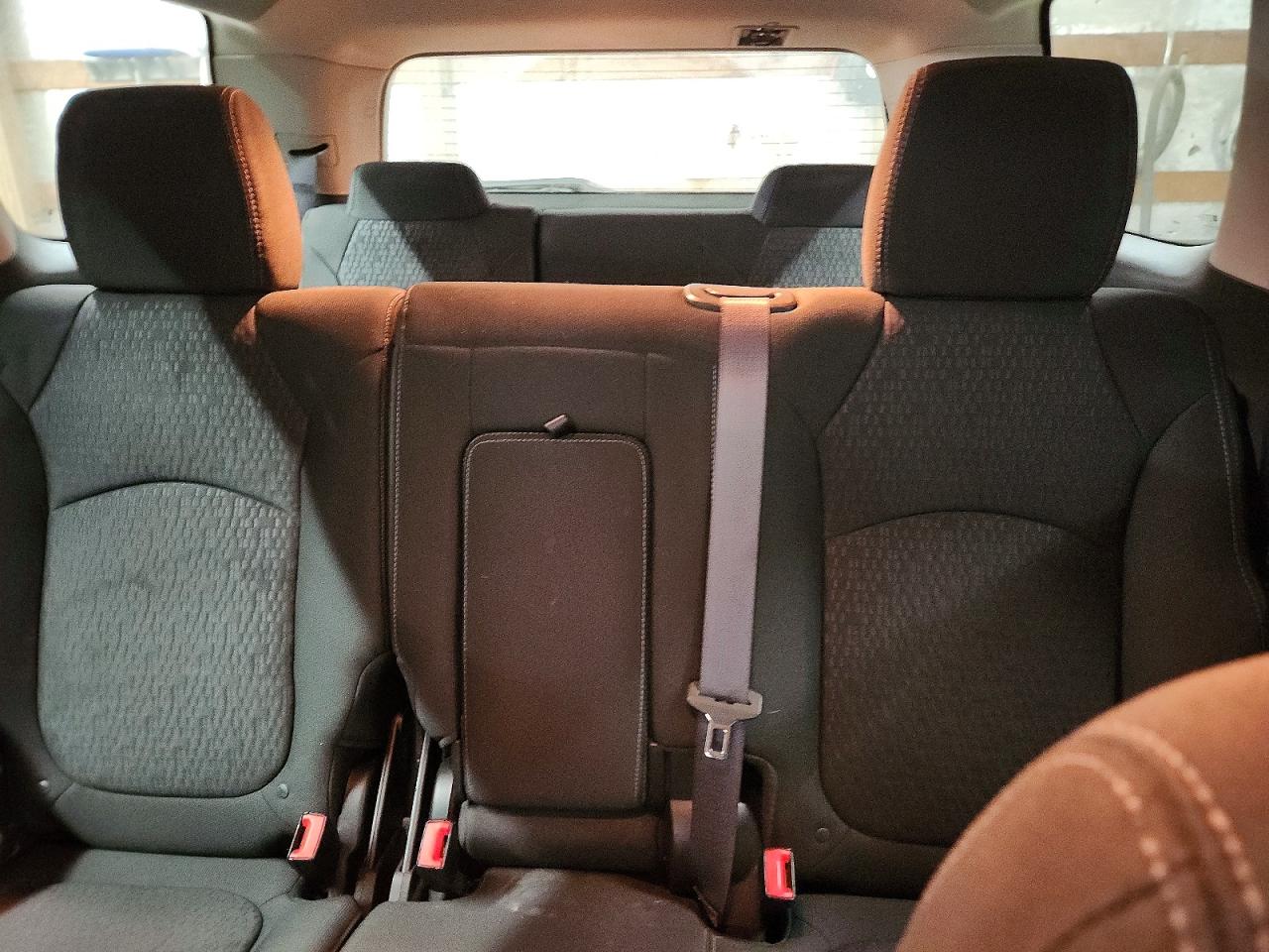 2015 GMC ACADIA SLE photo 28