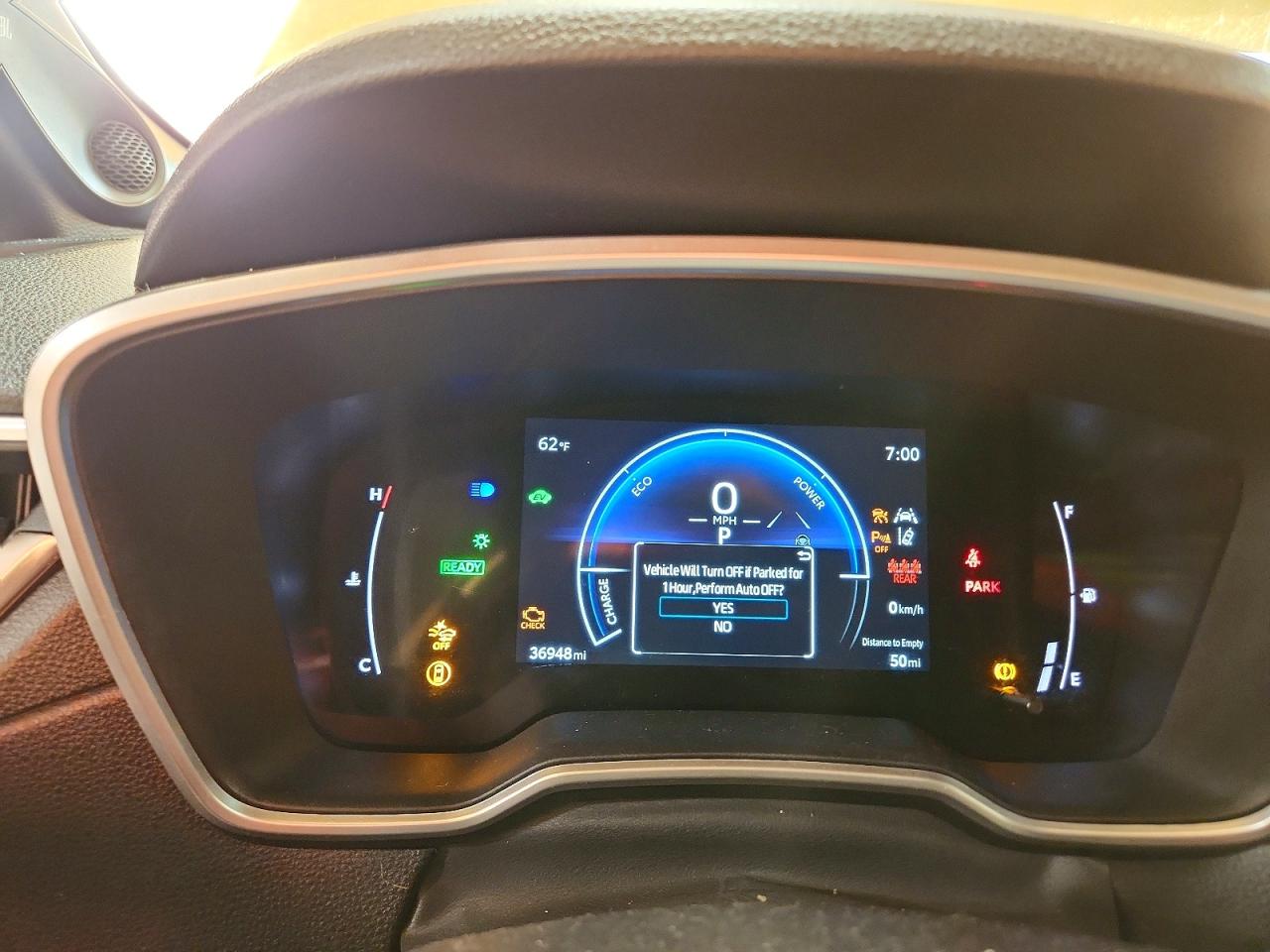 2023 TOYOTA COROLLA CROSS LE photo 25