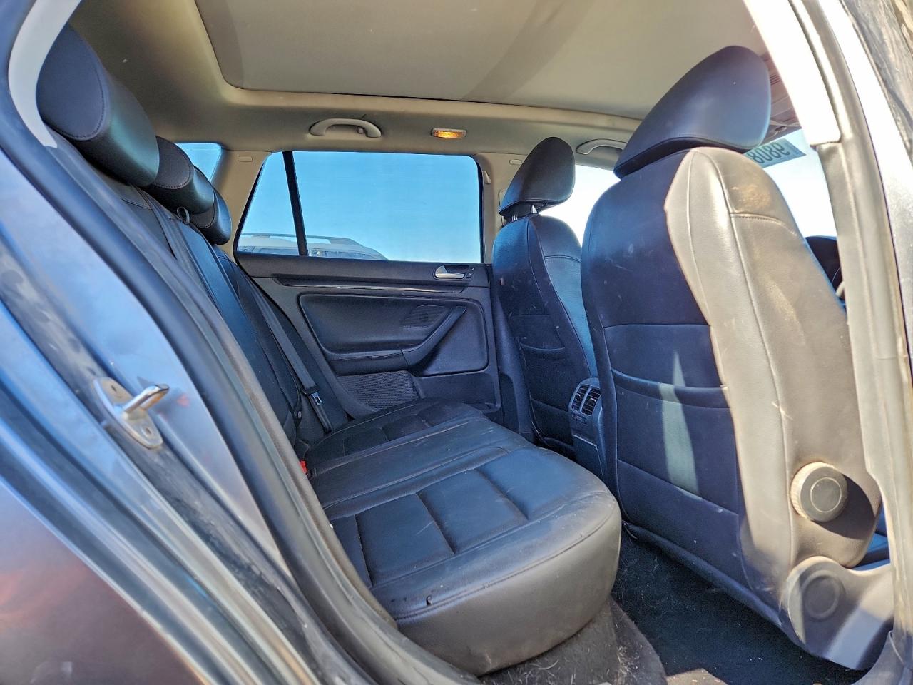 2013 VOLKSWAGEN JETTA TDI photo 10