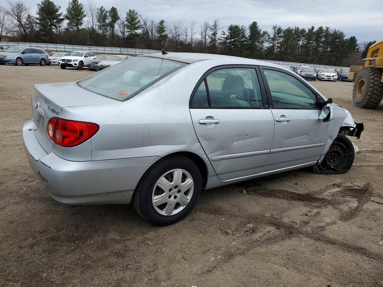 2005 TOYOTA COROLLA CE photo 3