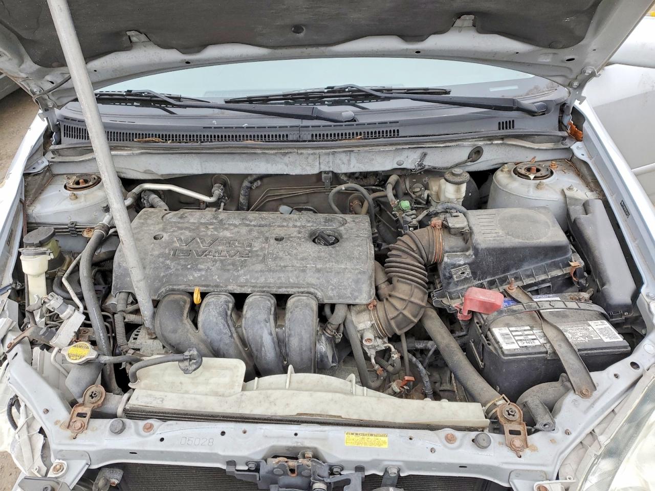 2005 TOYOTA COROLLA CE photo 11