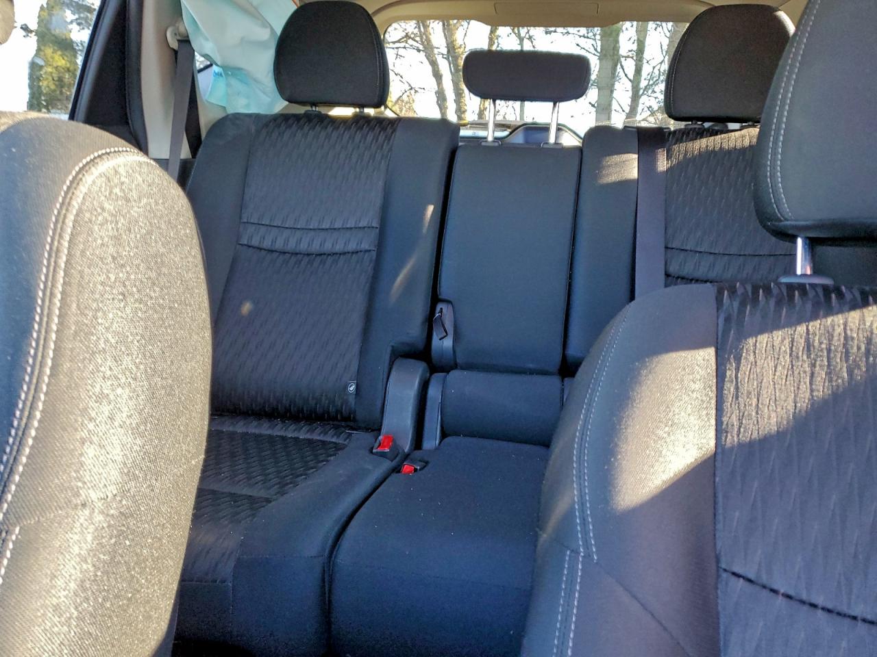 2019 NISSAN ROGUE S photo 10