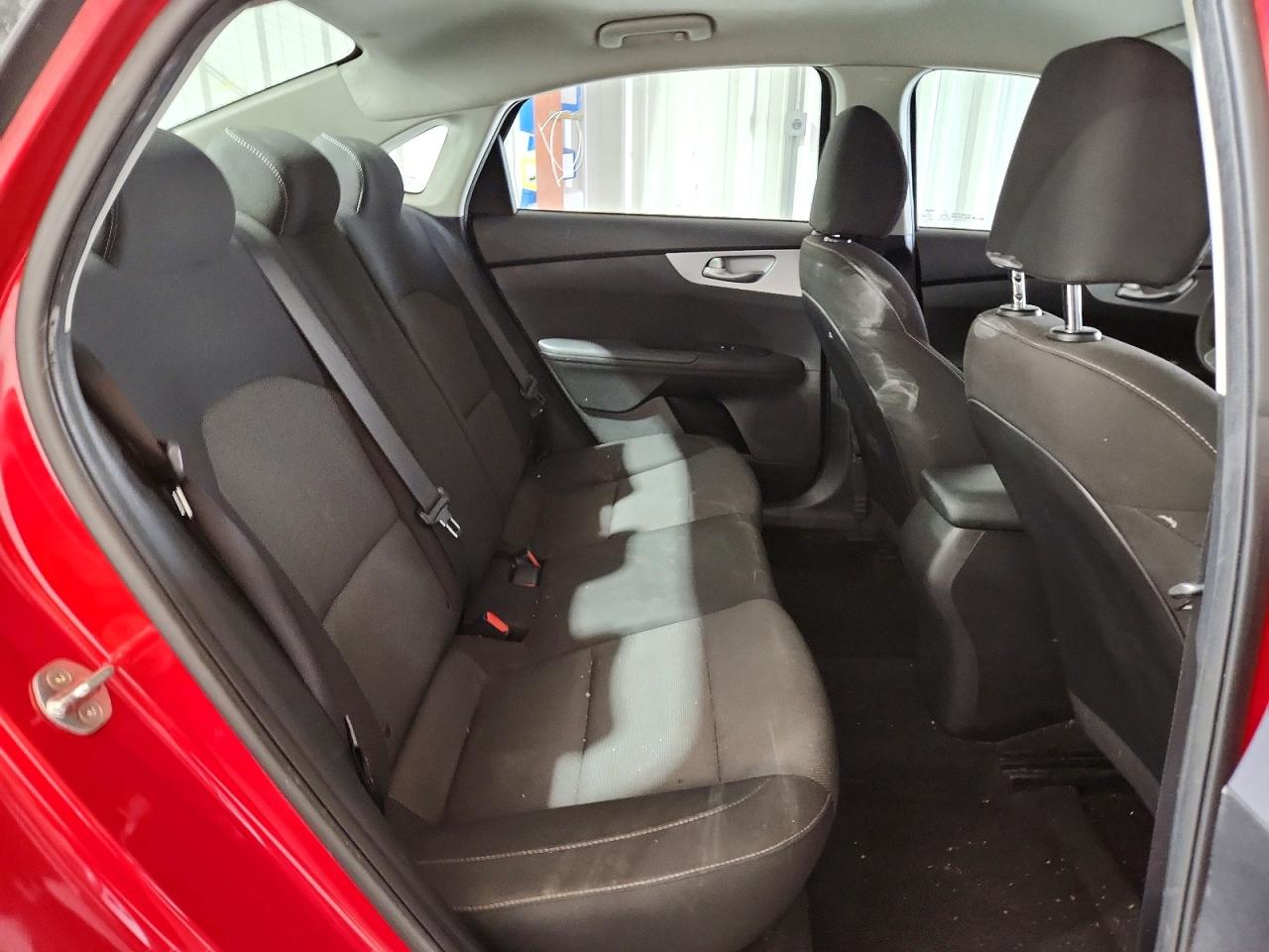 2023 KIA FORTE LX photo 10