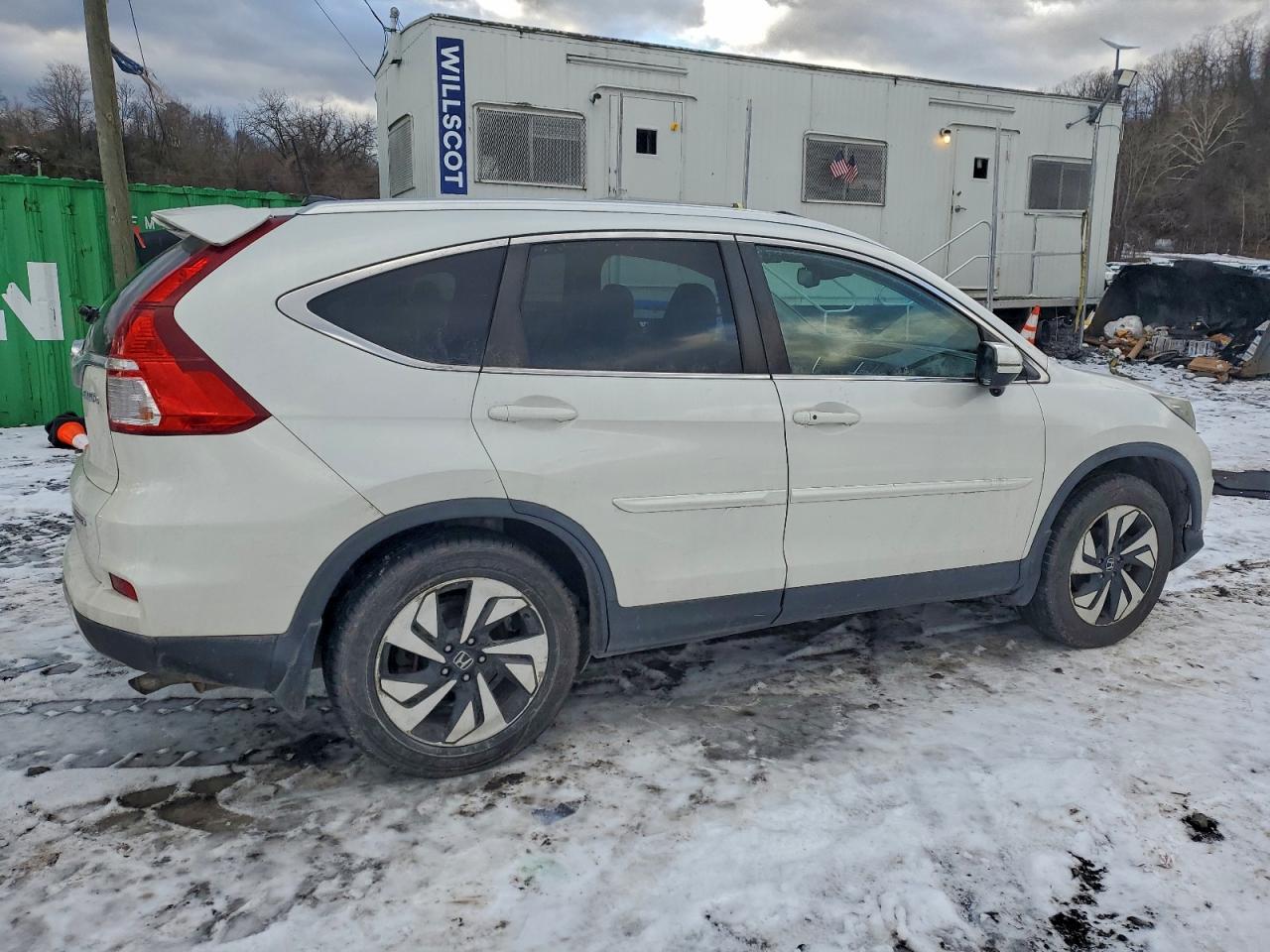 2015 HONDA CR-V TOURING photo 3