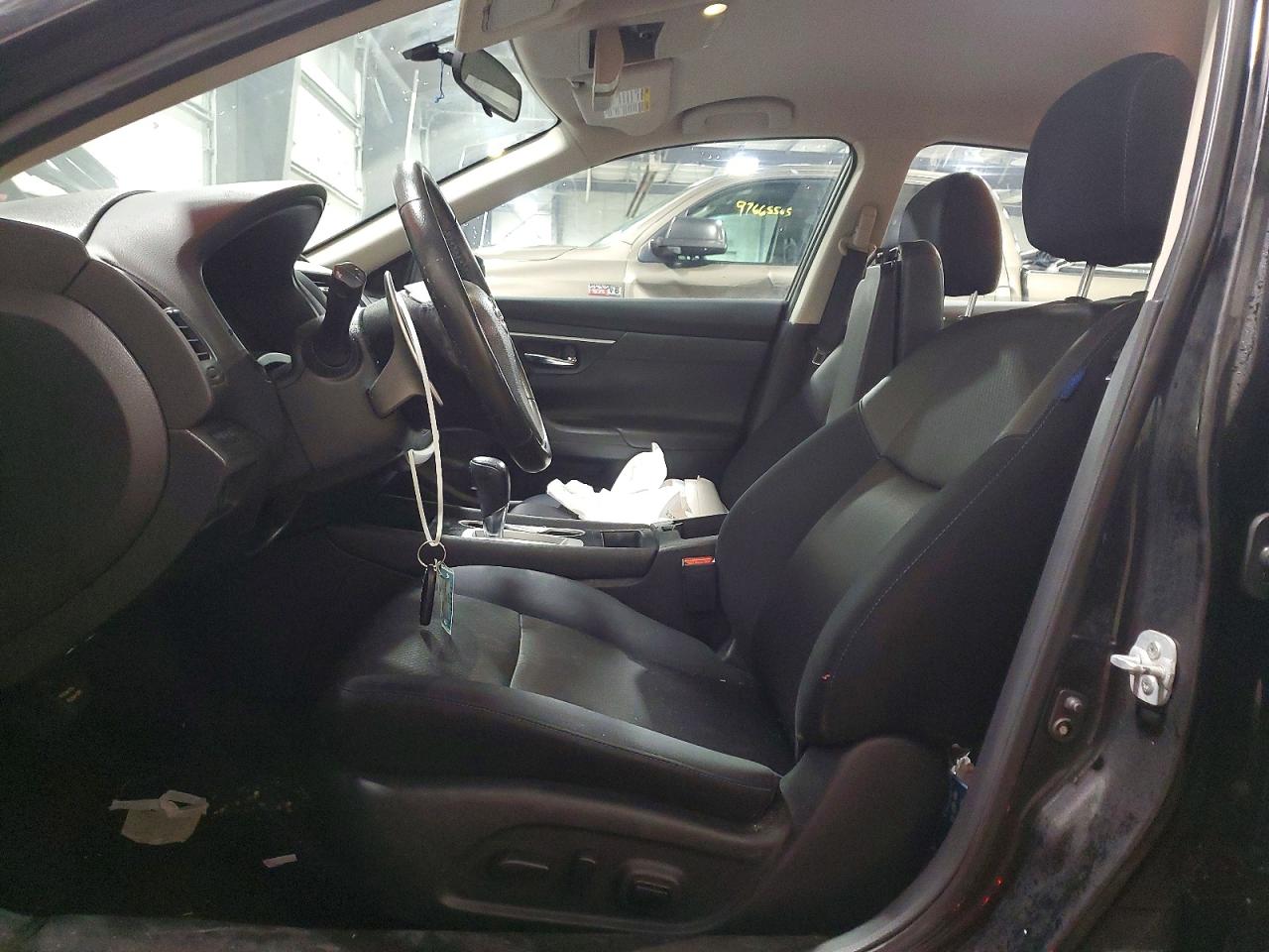 2016 NISSAN ALTIMA 2.5 SR photo 7