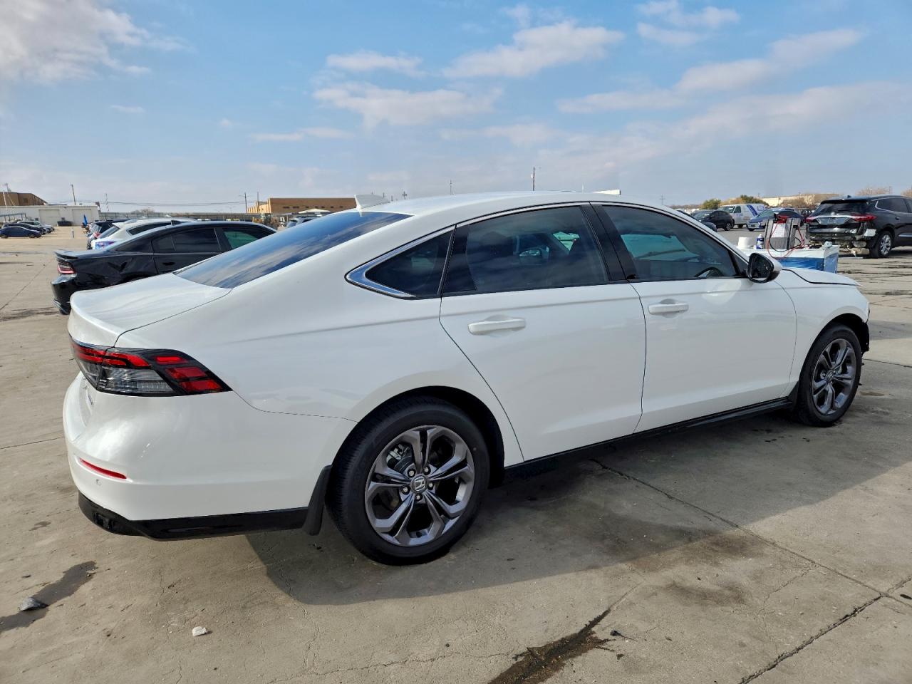 2025 HONDA ACCORD HYBRID EXL photo 3