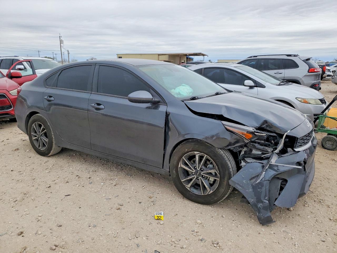 2024 KIA FORTE LX photo 4