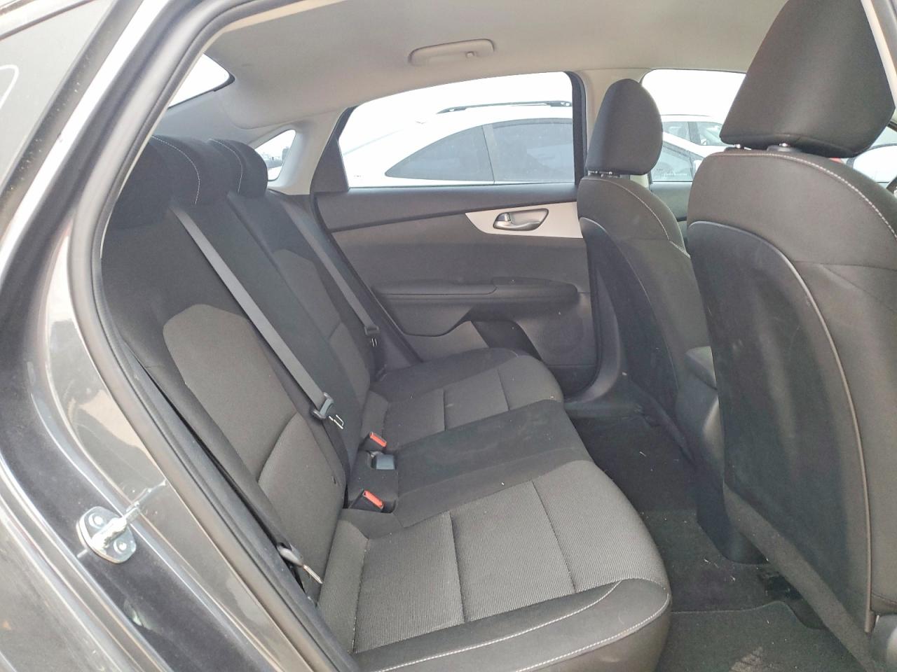 2024 KIA FORTE LX photo 10
