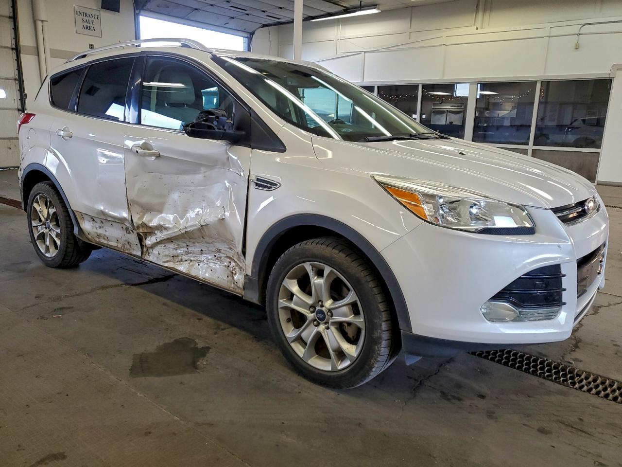 2016 FORD ESCAPE TITANIUM photo 4