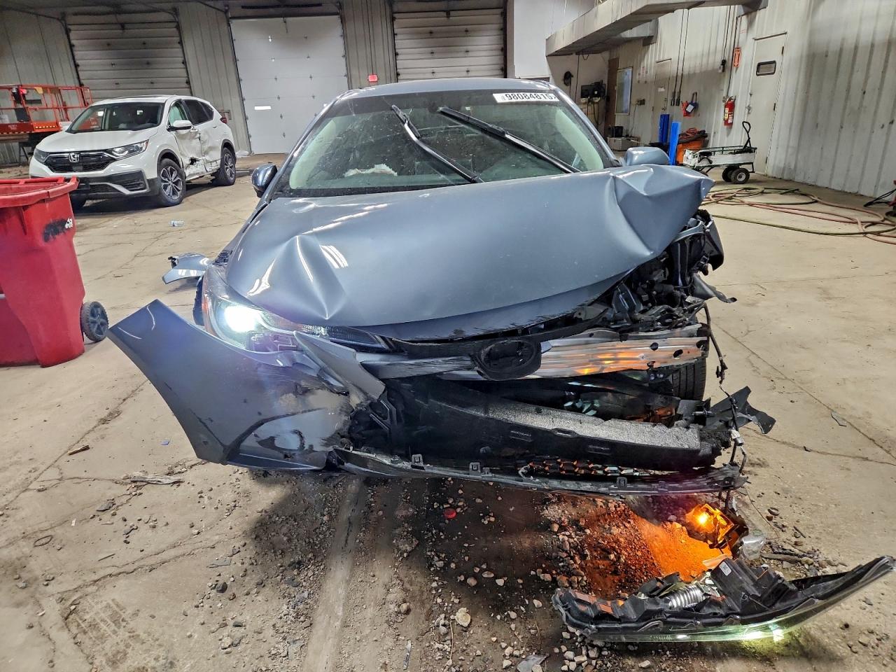 2020 TOYOTA COROLLA LE photo 5