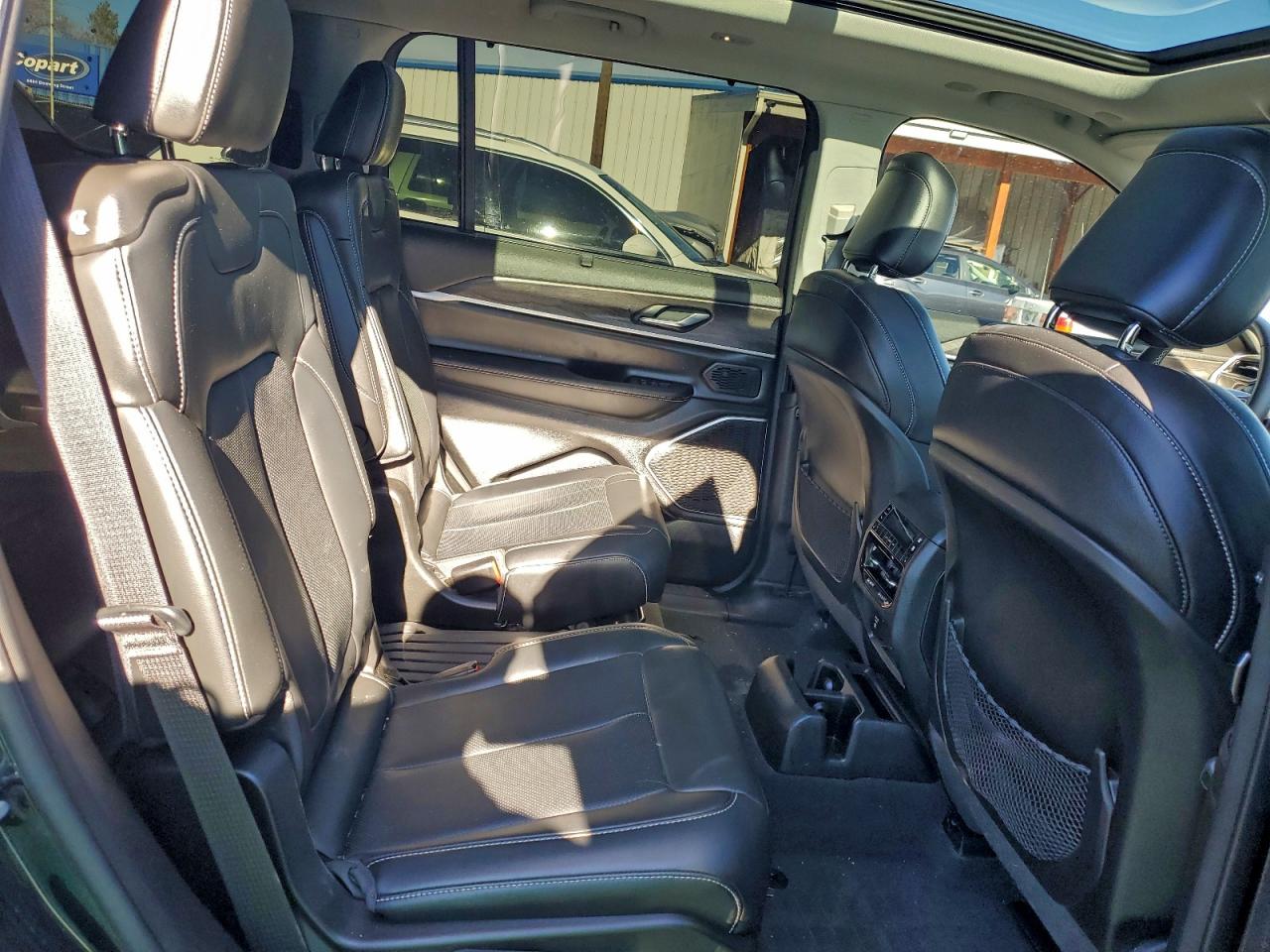 2022 JEEP GRAND CHEROKEE L LIMITED photo 11